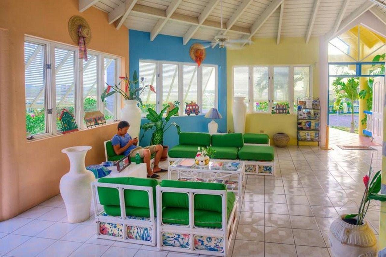 Anchorage Inn Dickenson Bay Esterno foto