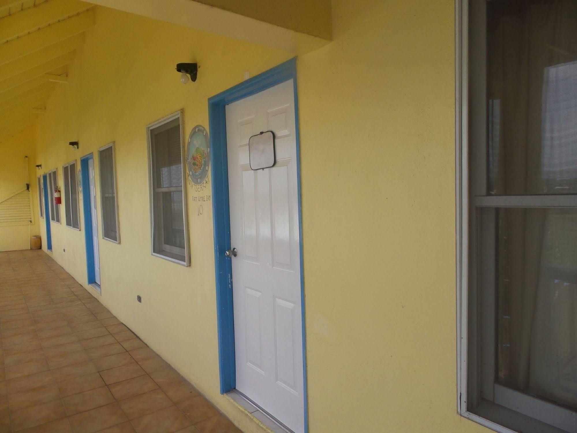 Anchorage Inn Dickenson Bay Esterno foto